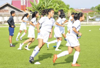ฟุตบอลหญิงทีมชาติไทย U15 ลงซ้อมก่อนดวลมาเลเซีย บอลชิงแชมป์อาเซียน